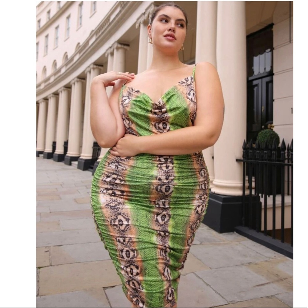 PLUS SIZE Snake Skin Dress